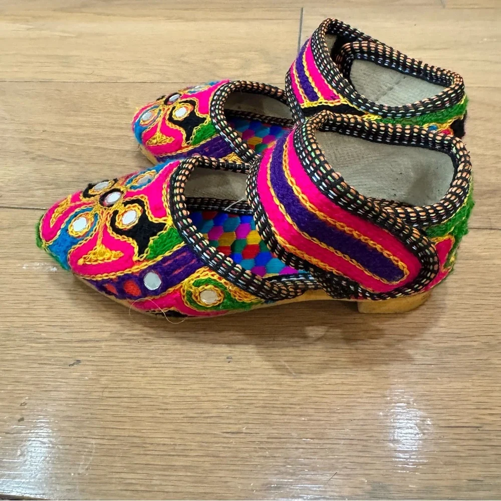 Colorful Embroidered Sandals for baby toddler size 6-7